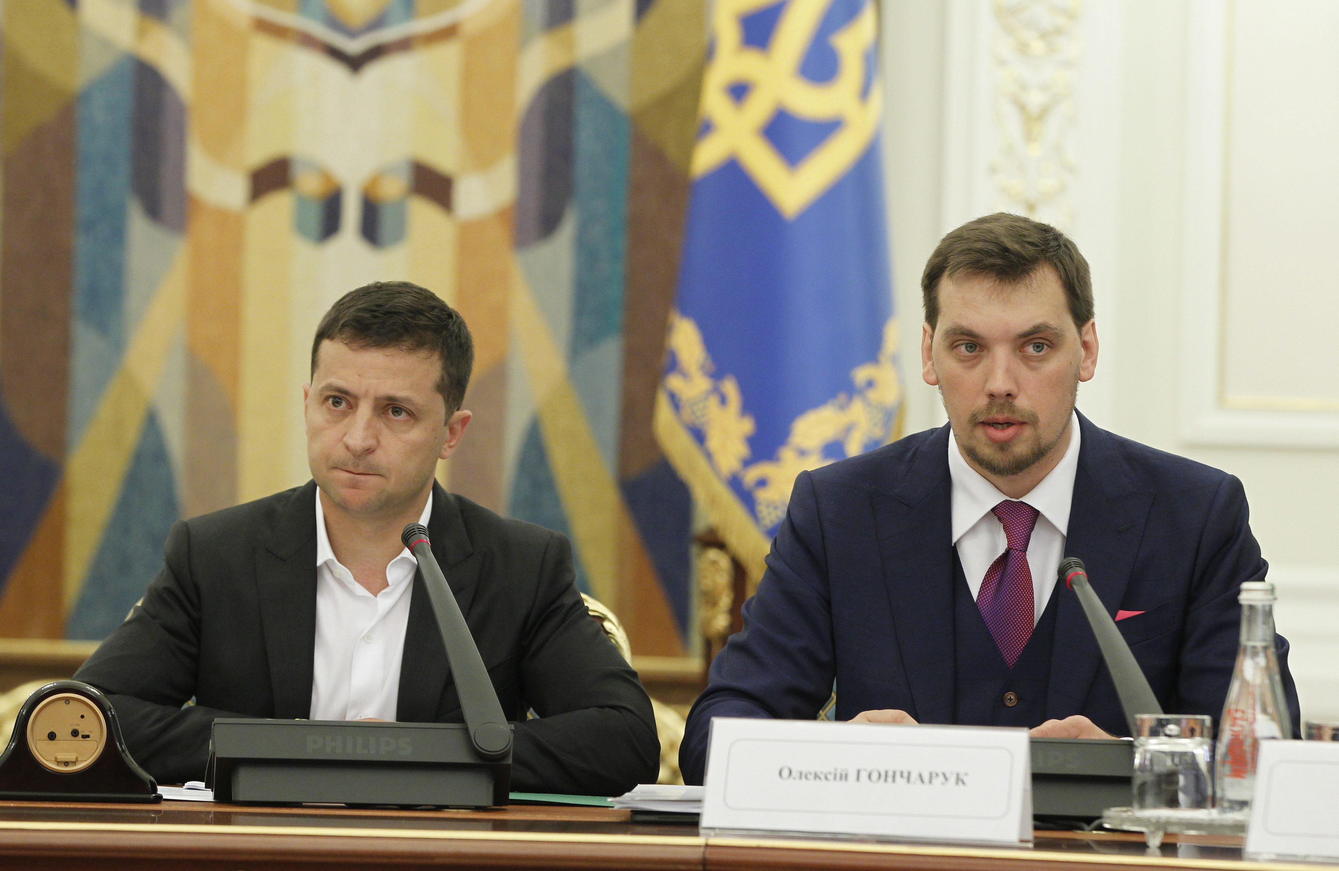 Präsident Selenskyi und der Ex-Premierminister Oleksij Hontscharuk 
