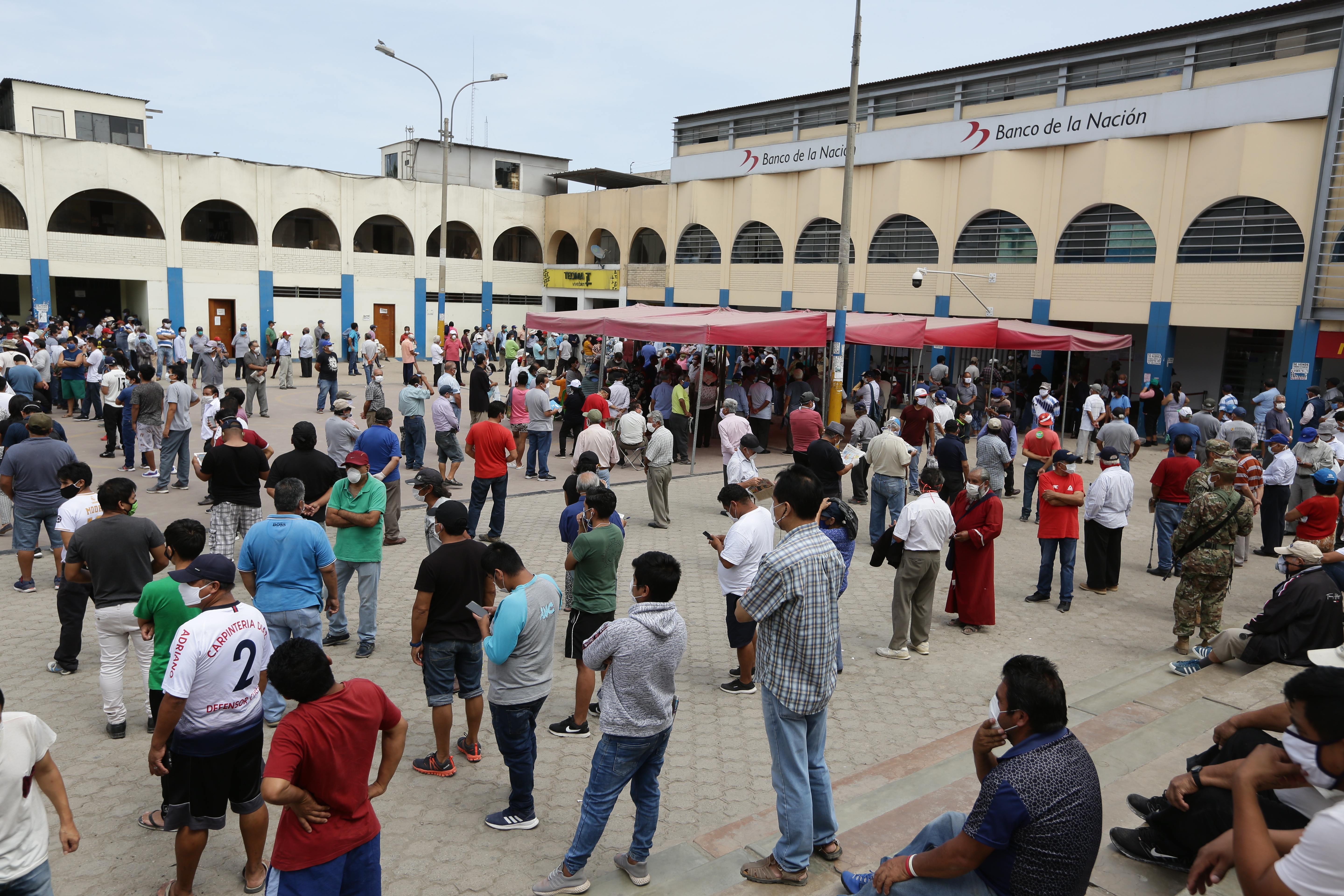 Schlange vor Nationalbank