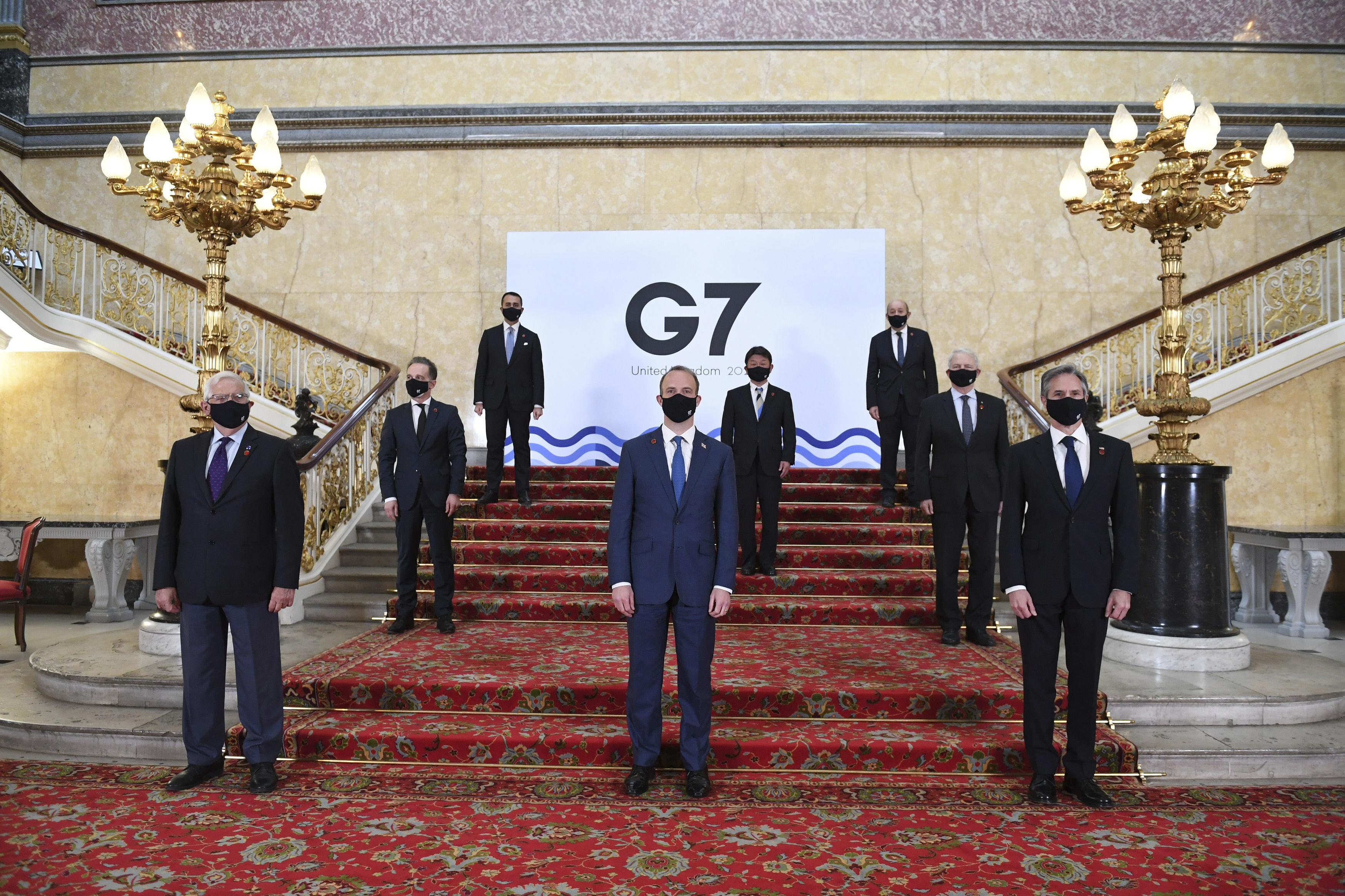 G7