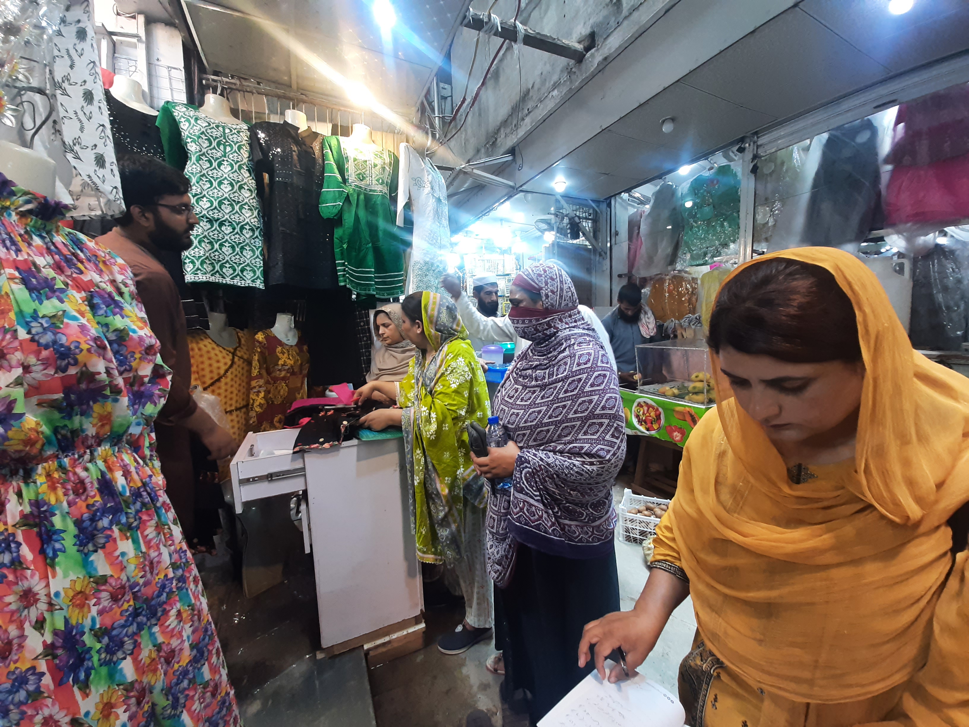 Women Entrepreneur Participants during a field visit , Rawalpindi 2022, Institute of Urbanism