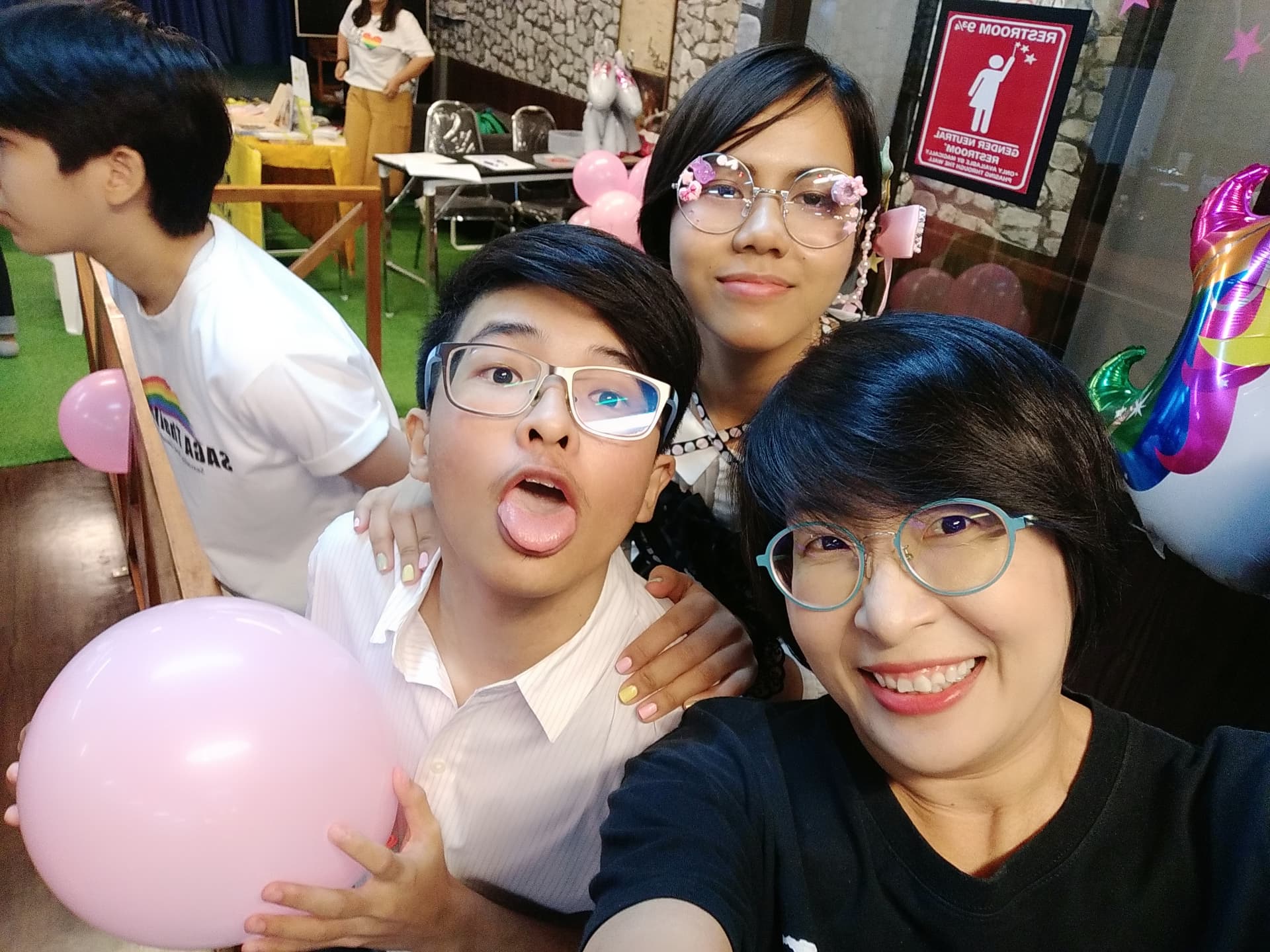 LGBTQ family's content3