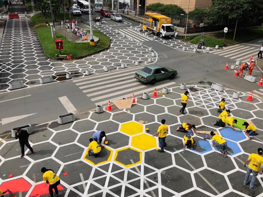 Proyecto Rionegro, intersección de calle. Experimento por BID Ciudades. Fuente de foto: Tamara Egger