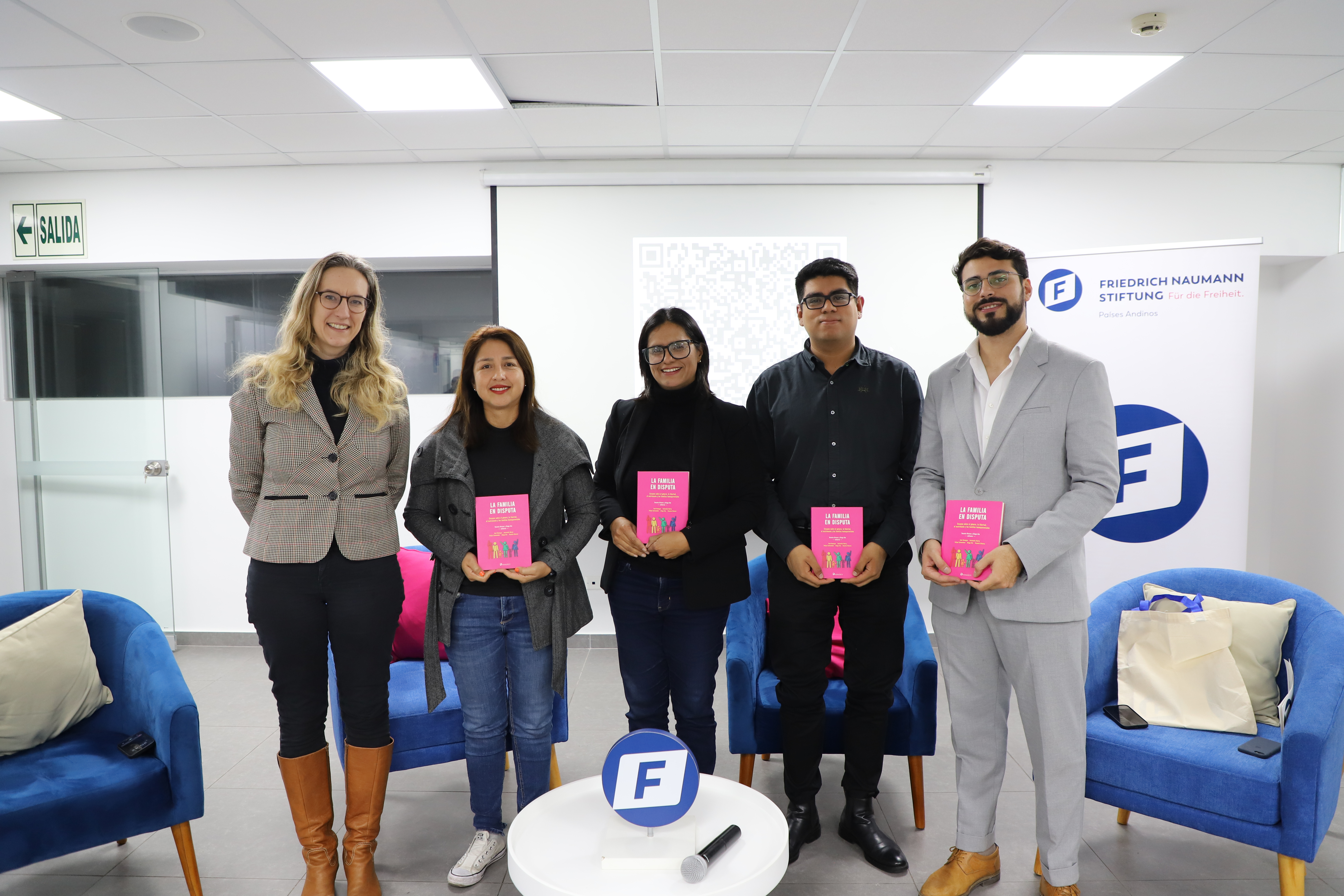 La Familia en Disputa 2024