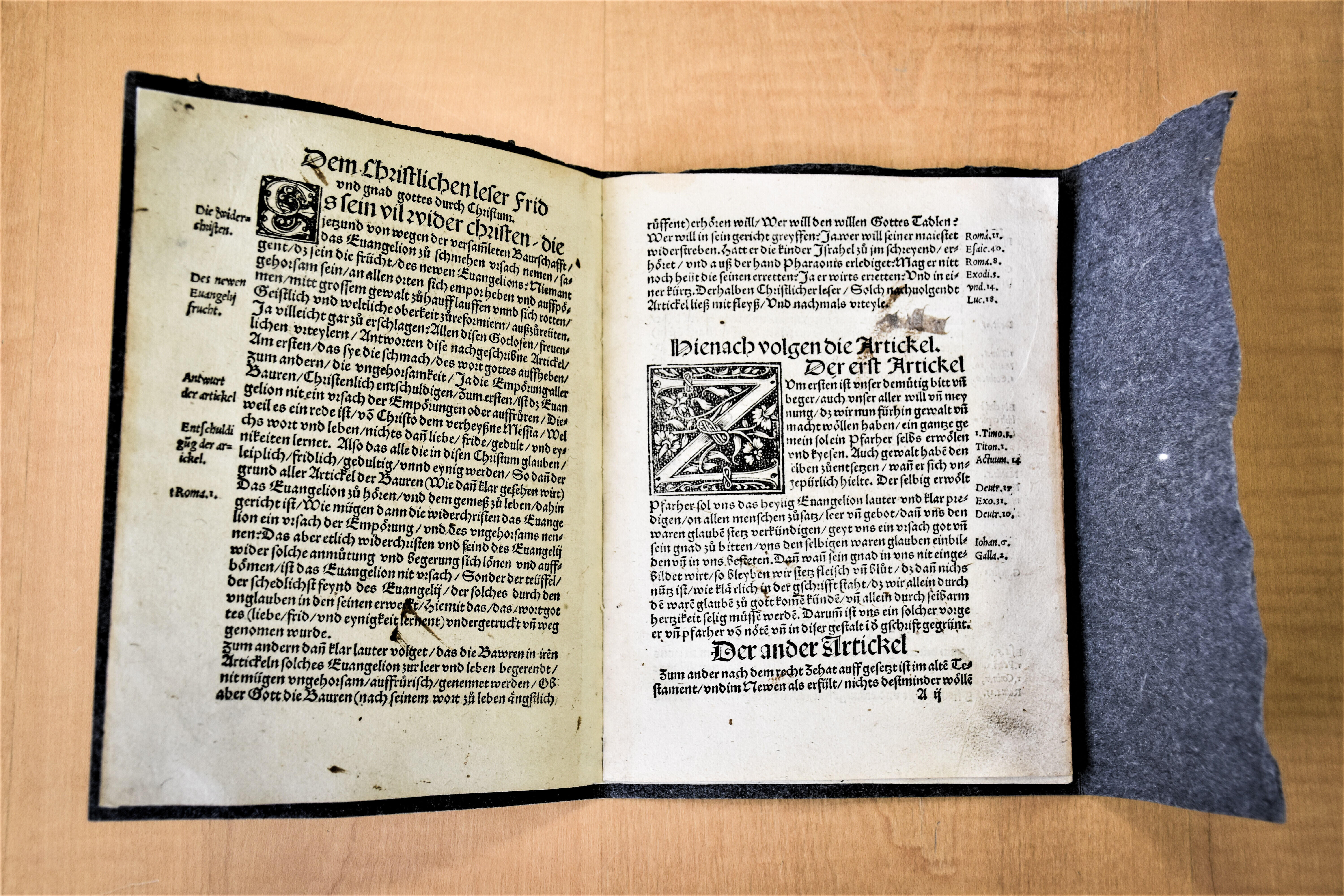 Originaldruck der "Zwölf Artikel" aus Memmingen aus dem Jahr 1525 am 19. Februar 2020 in Memmingen. 