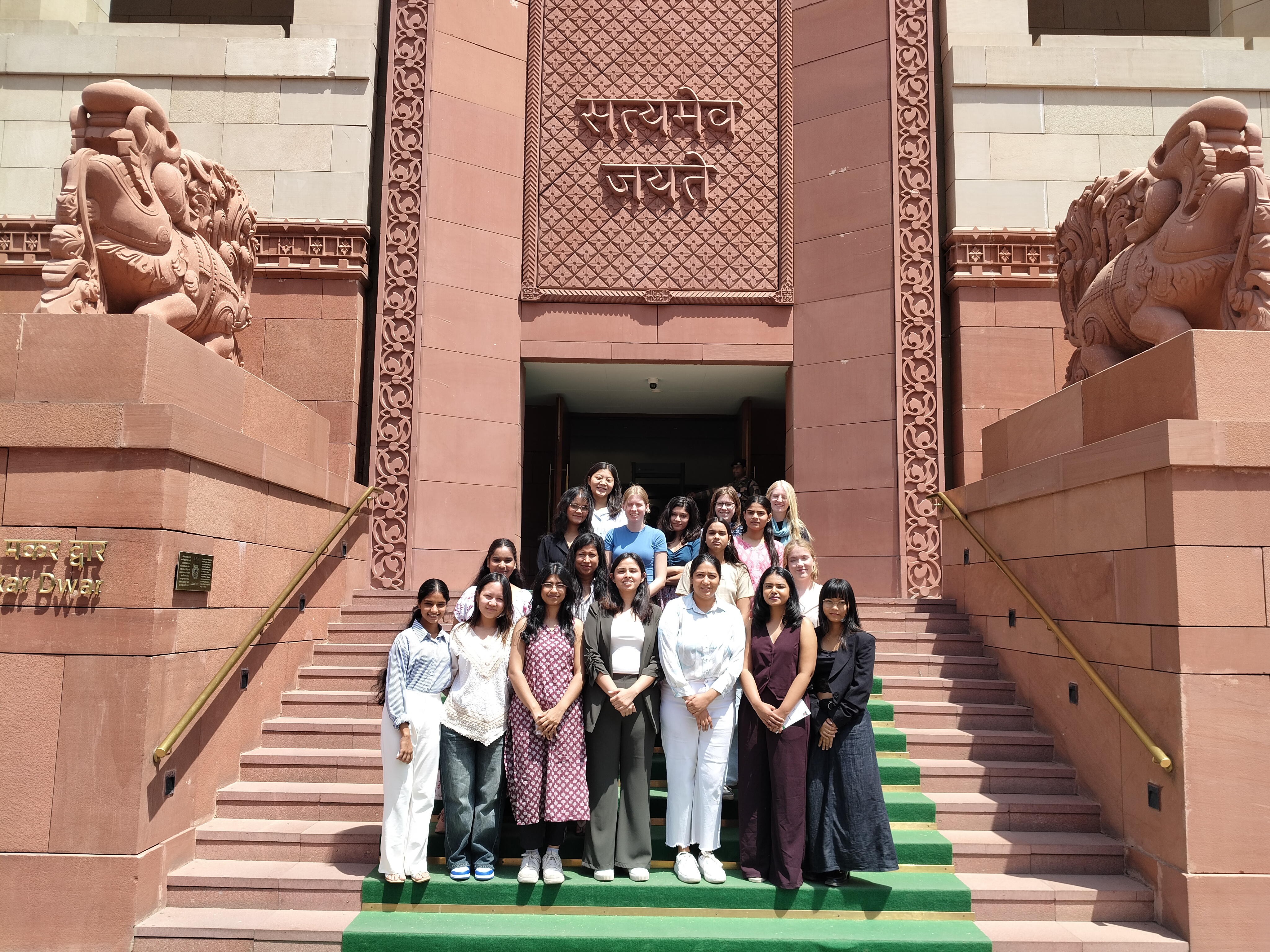 Parliament Group photo- Girls day