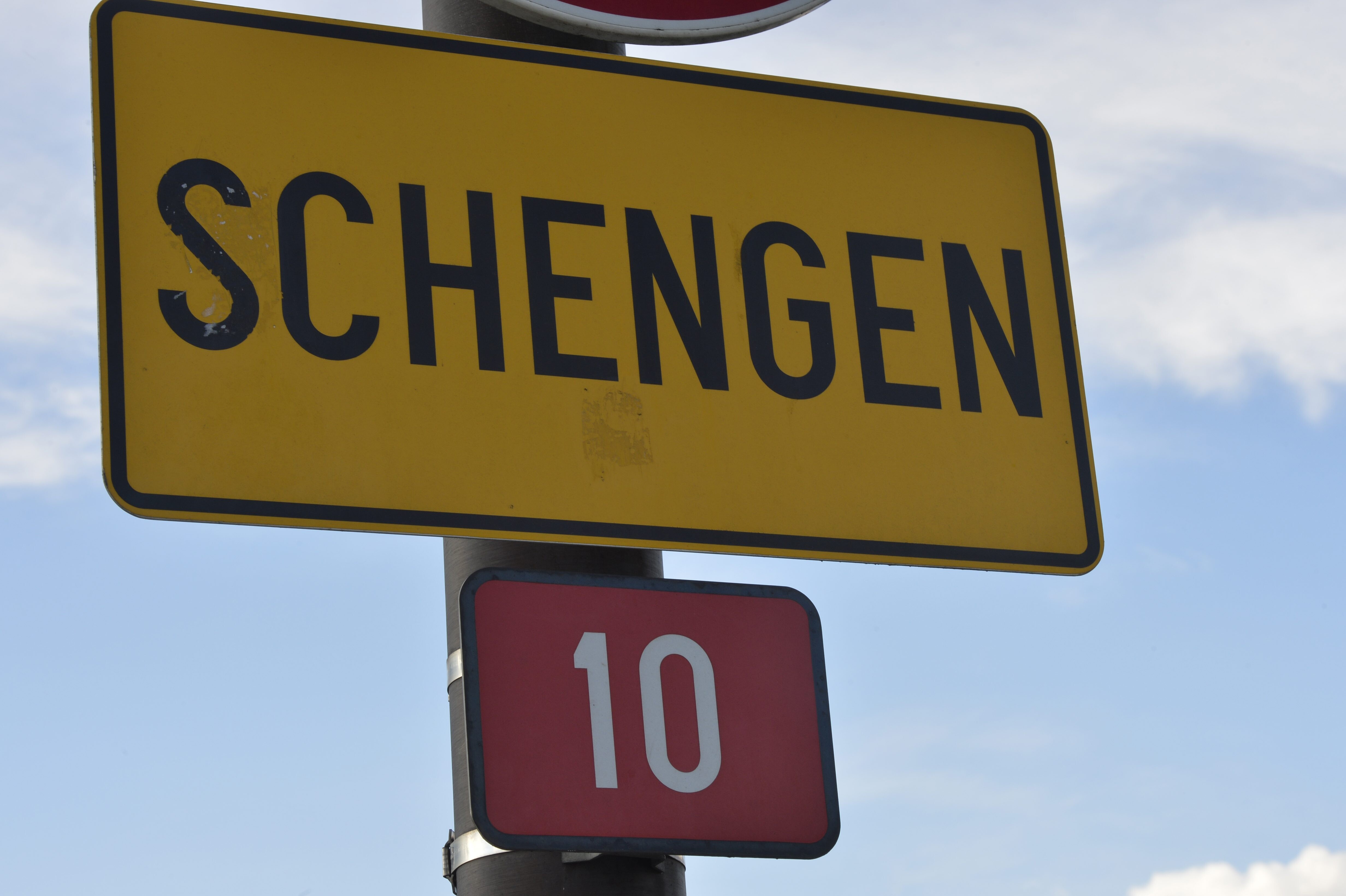 Ortsschild von Schengen in Luxemburg