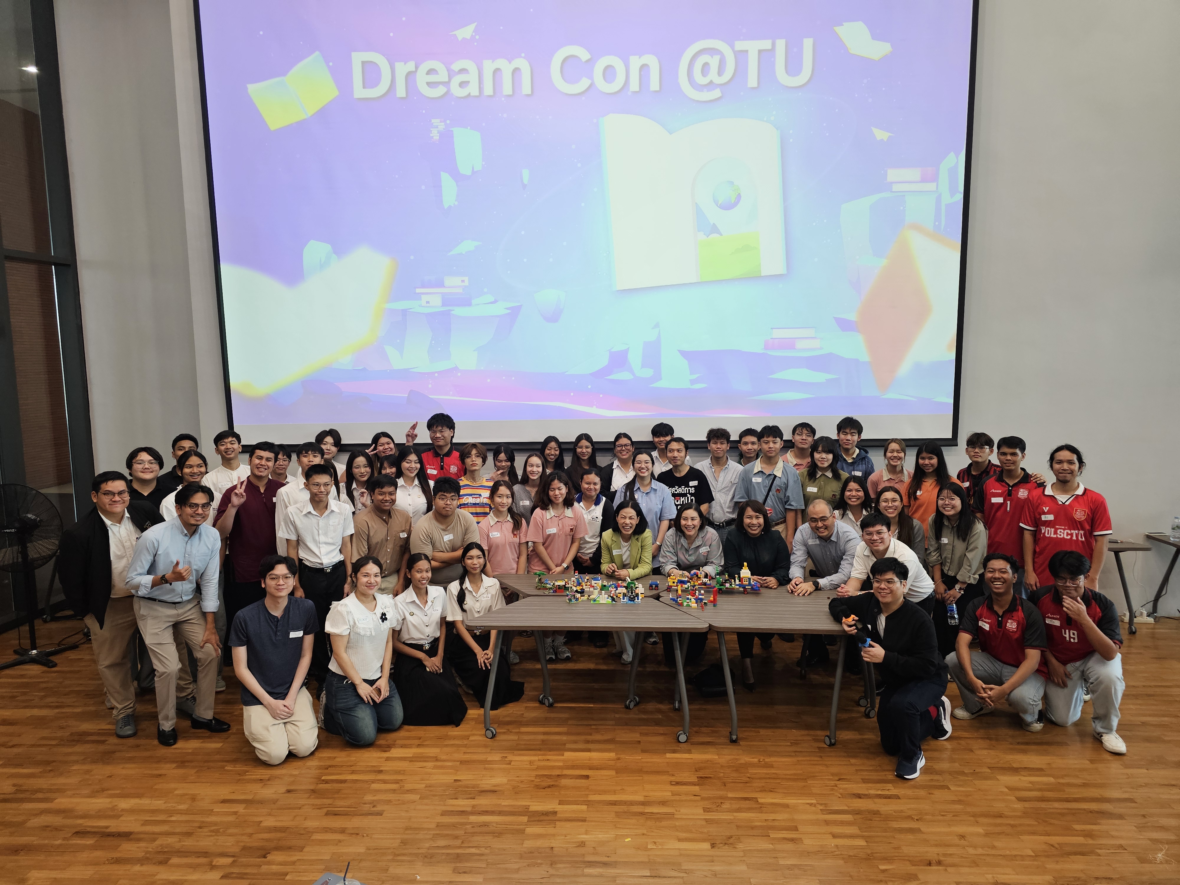 Dream Constitution in Thammasat