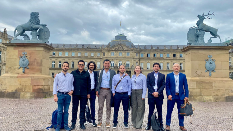 El grupo de alumnos del programa en el parlamento de Brandemburgo