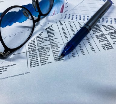 Teaser Image Economic Analysis