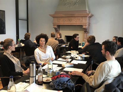 Marie, Farina und David beim Vorbereitungsseminar zur Auslandsakademie 2020