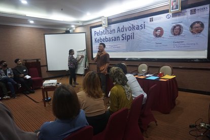 Pelatihan Kebebasan Sipil; Advokasinya dan Isu Perempuan