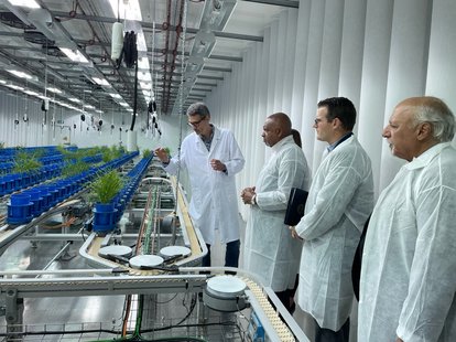 Touring Bayer R&amp;D facilities in Frankfurt