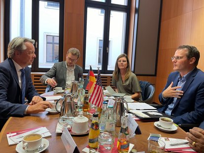 Introduction to German bicameralism with Bundesrat Deputy Secretary-General, Dr. Georg Kleemann