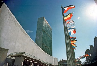 UNHQ-New York-Flags