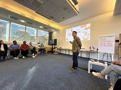 Pitch contest: Muhammad Nidhal presenting the #Rice4All Campaign | October 2024, IAF Gummersbach