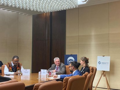 Policy advisor Zoe van Doren discussing Digital Tyranny at Forum 2000