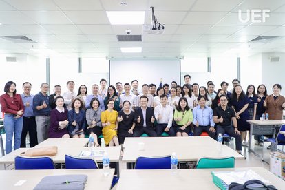 Enhancing Knowledge of Artificial Intelligence for SMEs: An Innovative Training Series