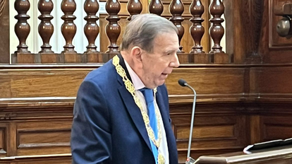 Edmundo Gonzaléz Congreso peruano