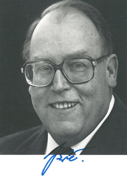 2.	Autogrammkarte von Josef Ertl, 1980