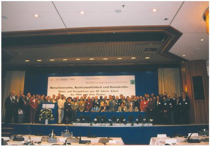 IAF - Menschenrechte, Rechtsstaatlichkeit und Demokratie- Bilanz und Perspektiven aus 40 Jahren Arbeit der FNSt und ihrer Partner 22.-25.10.1998