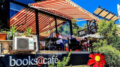 Books@Cafe
