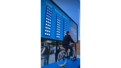 Street campaign featuring IL leader Rui Rocha