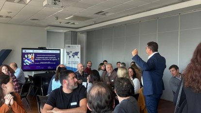 Exchange meeting between entrepreneurs, experts and representatives of AHK and FNF