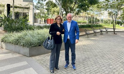 Dr. Hans-Dieter Holtzmann e Cris Monteiro