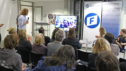 Ein kurzes Skype-Telefonat direkt in den Libanon