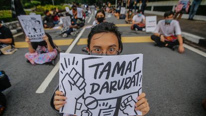 Buka Puasa, Buka Parlimen 