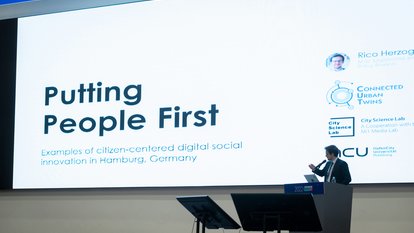 Rico Herzog giving presentation