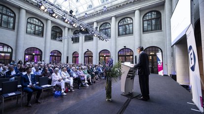 Prof. Dr. Karl-Heinz Paqué