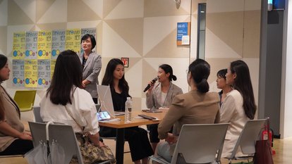 Participant raising a question