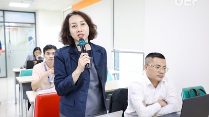 Enhancing Knowledge of Artificial Intelligence for SMEs: An Innovative Training Series