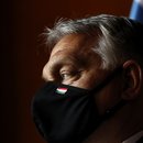 Premierminister Victor Orban mit Mund-Nasen-Schutz