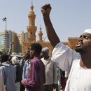 Die Menschen protestieren mit Parolen gegen die umstrittene Entscheidung des sudanesischen Präsidenten des Souveränitätsrates Abdel Fattah Abdelrahman Burhan, sich letzte Woche in Khartum mit dem israelischen Premierminister zu treffen, um eine Normalisierung der Beziehungen herbeizuführen.