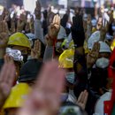 Anti-Putsch Demonstranten auf den Straßen von Yangon
