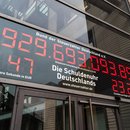 Die Schuldenuhr des Bund der Steuerzahler Deutschland e.V. in Berlin