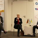 Prof. Dr. Stephan Bierling, Marie-Agnes Strack-Zimmermann und Generalkonsul Yuriy Yarmilko