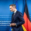 Christian Lindner (FDP), Bundesminister der Finanzen, gibt ein Pressestatement zu den Auswirkungen des Urteils des Bundesverfassungsgerichts zur Verwendung von Haushaltsmitteln. 