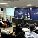 Dr. Hans-Dieter Holtzmann diserta en la Assambleia Legislativa do Estado de São Paulo. 