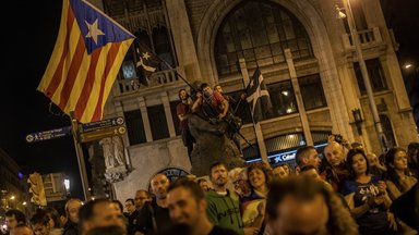 Der Katalonienkonflikt als das entscheidende Wahlkampfthema führt leider auch zu einem weiteren Anstieg der rechtspopulistischen Partei VOX 