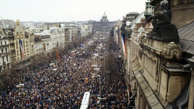 Großdemonstration auf dem Wenzelsplatz am 27. November 1989 in Prag