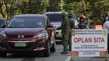 Checkpoint in Manila 