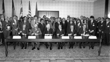 Zwei-plus-Vier-vertrag