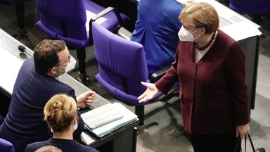 Merkel Spahn Corona Lockdown