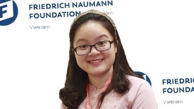 Foto 
  Thu Huyen
 
  Tran
