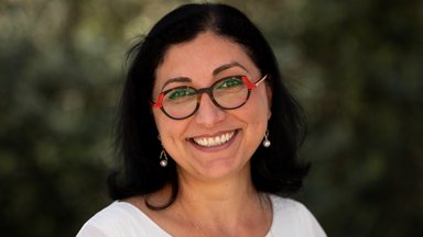 Foto 
  Vivian
 
  Farran
