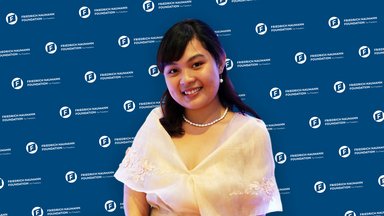 Foto 
  Rocel
 
  Lazaro
