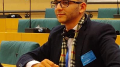 Foto 
  Zahir 
 
  HADIBI
